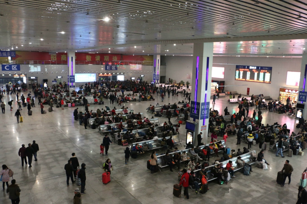 五一达州火车站预计发送旅客23万人次将增开一组至重庆北列车