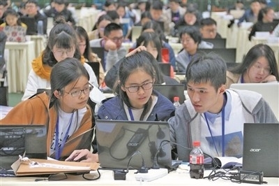 走在前列 干到实处 成都锦城学院:办好创业型应用型大学