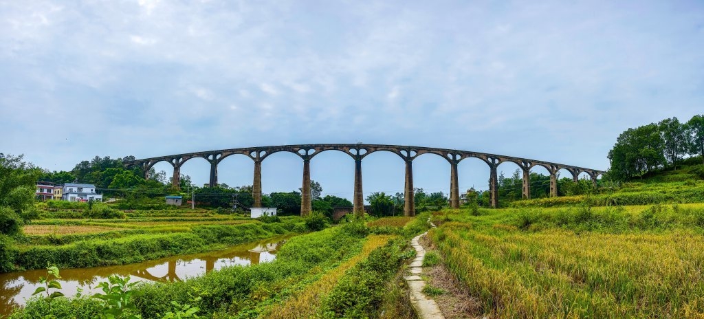 【人境61行走】 泸县奇峰渡槽:一条令人称奇的"人工天河"