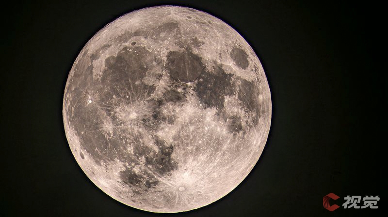 超级月亮昨晚现身夜空图片