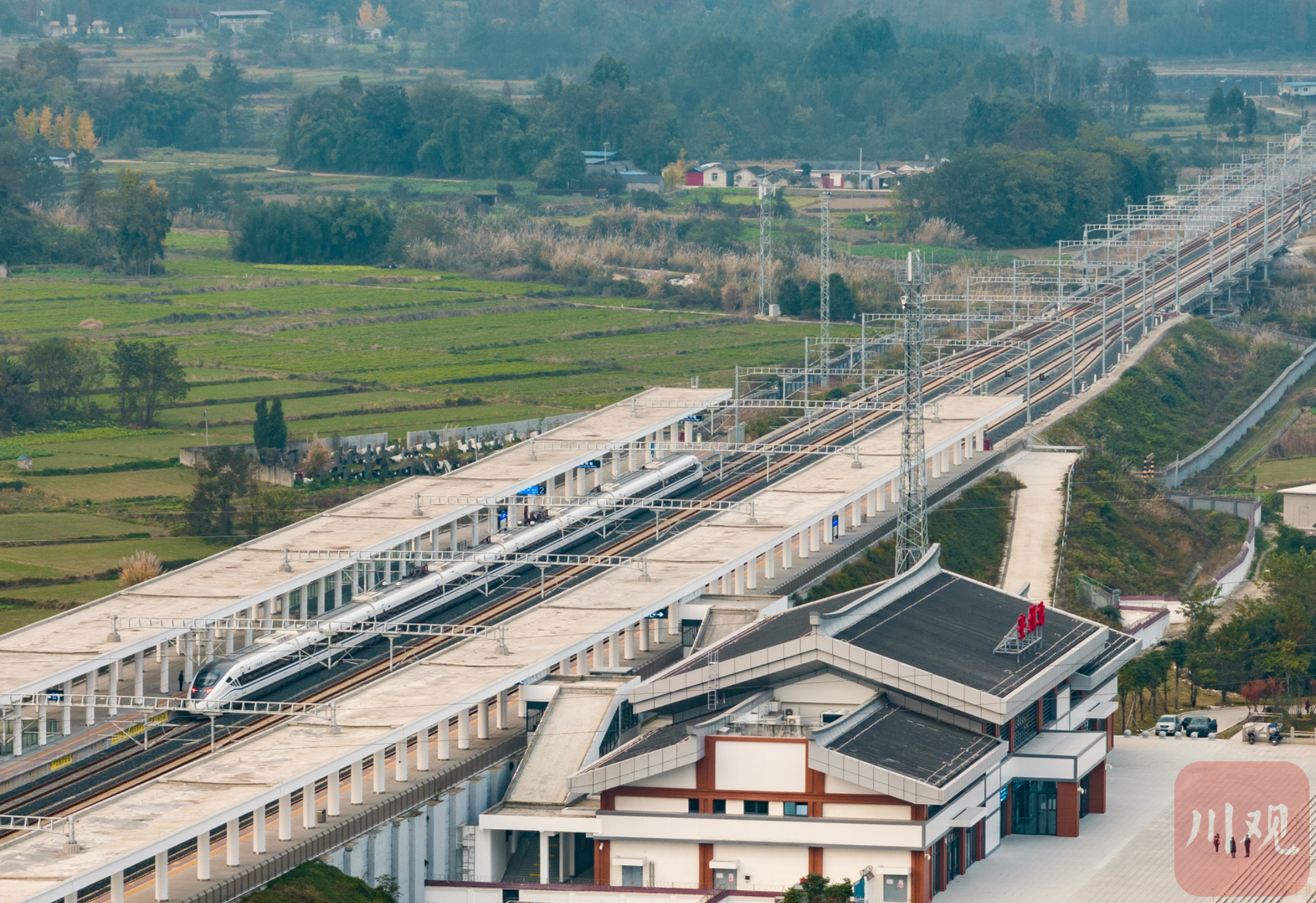 c视频丨川青铁路青白江东至镇江关段将于11月28日开通运营