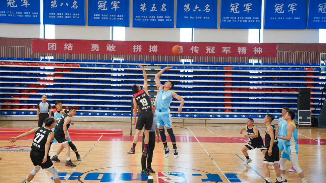 热血青春 不可阻“篮”！华阳全域篮球对抗赛圆满落幕-AG体育官方下载