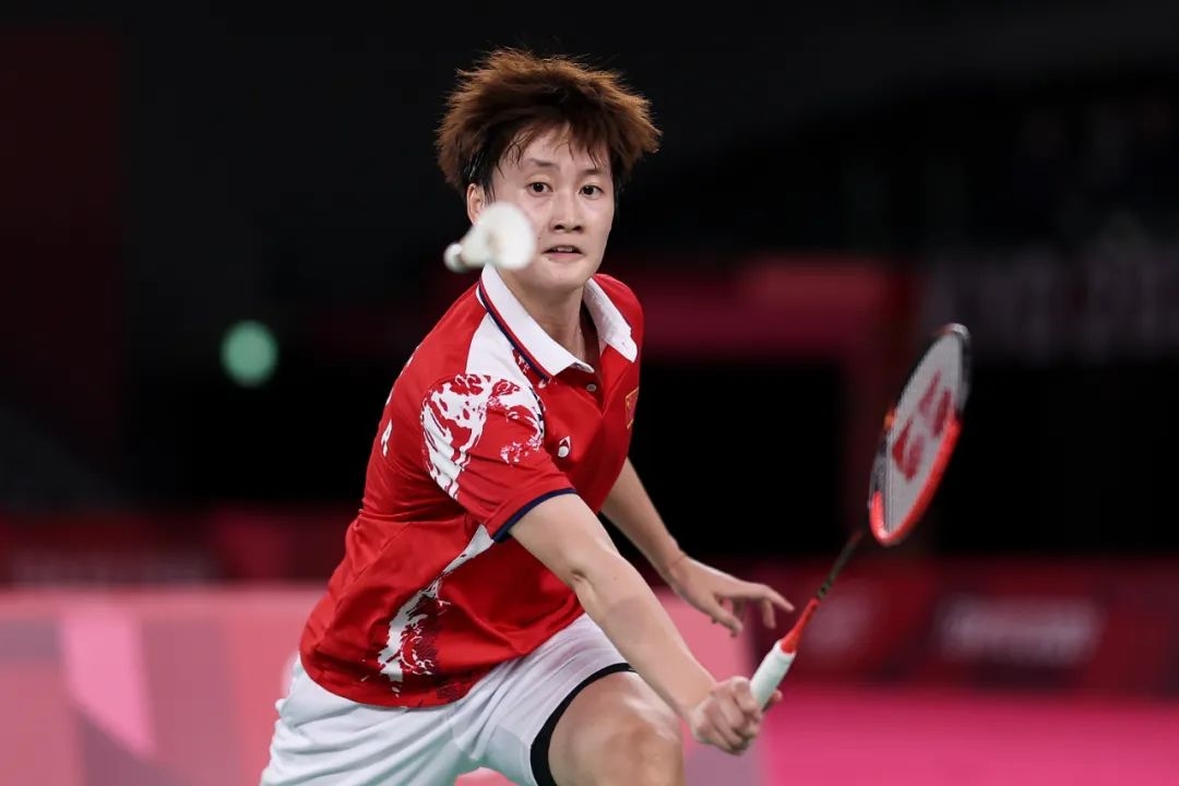 在東京奧運會 羽毛球女單決賽中 中國選手陳雨菲 以2比1戰勝中國臺北