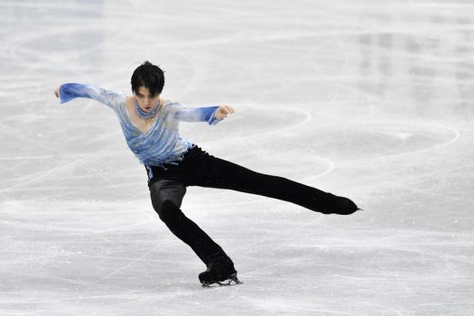 Two-time Olympic champion Yuzuru Hanyu scores a world-leading 111.31 points after short program in his first competition in eight months at Japan's national figure skating championships on Dec. 24, 2021. (Xinhua/Zhang Xiaoyu)