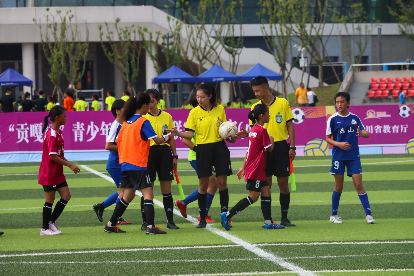 四川青少年校园足球联赛3日决出冠军，这些球队战绩出色！