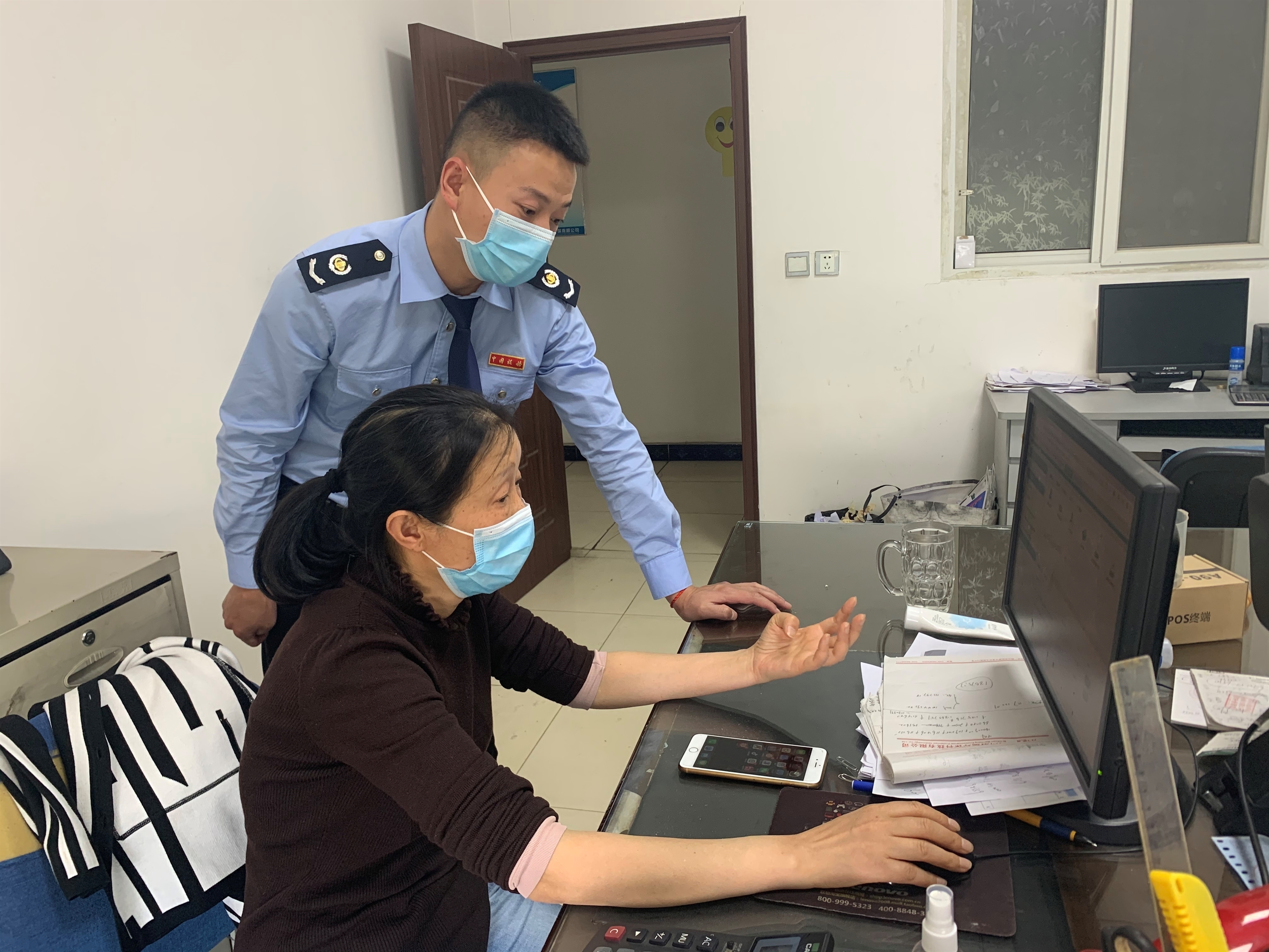 眉山市东坡区税务局走访四川眉能环保科技有限公司，为企业与湖北企业牵线搭桥助力湖北复工复产