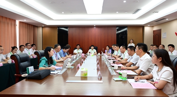 1. 汇报会 (2).JPG