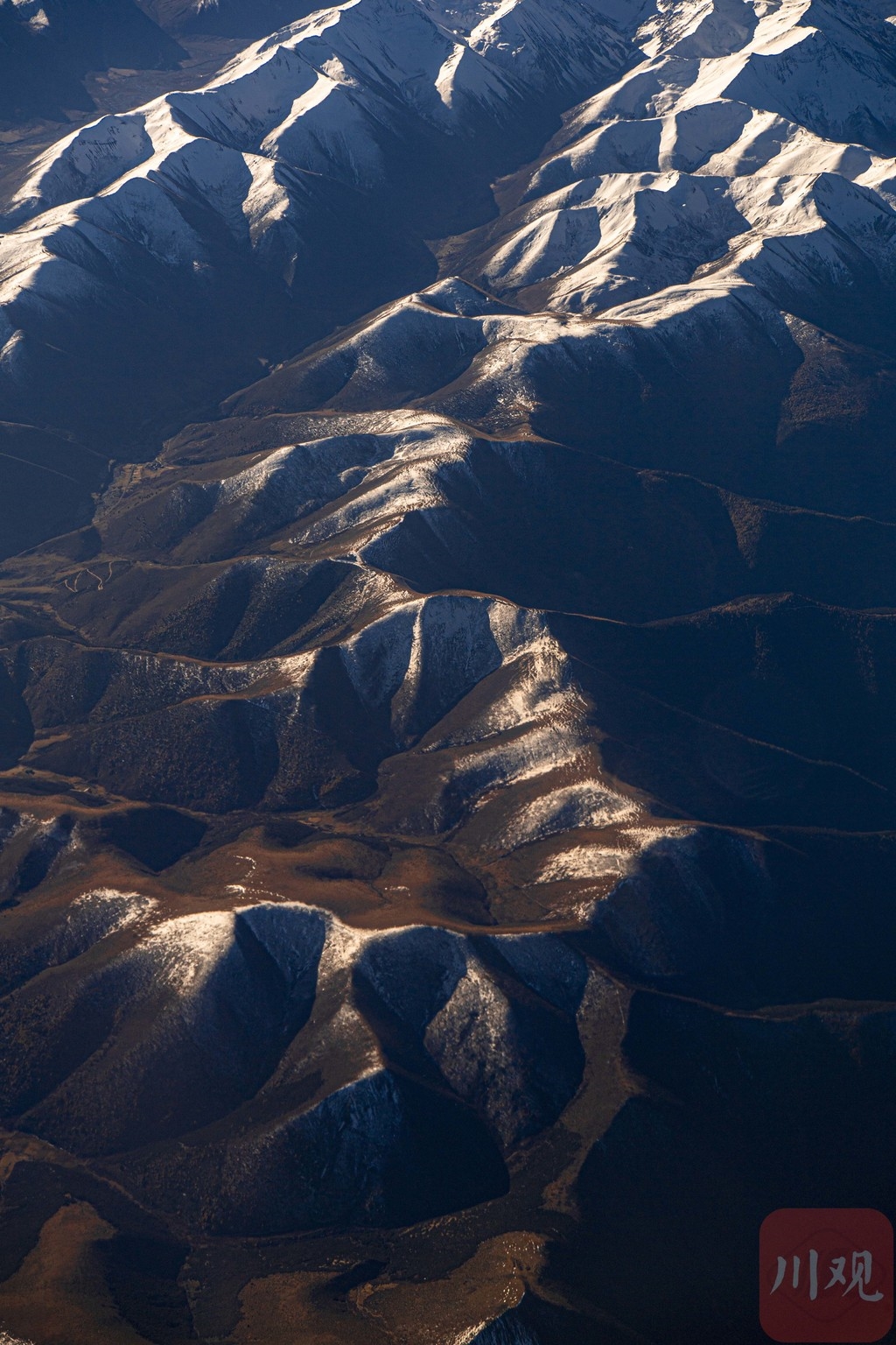 万仞高山图片