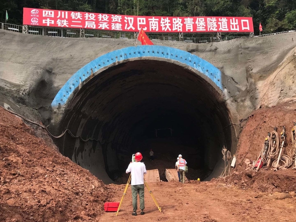 我們也在協同相關地區,全力爭取成都-巴中城際鐵路,廣巴達鐵路擴能