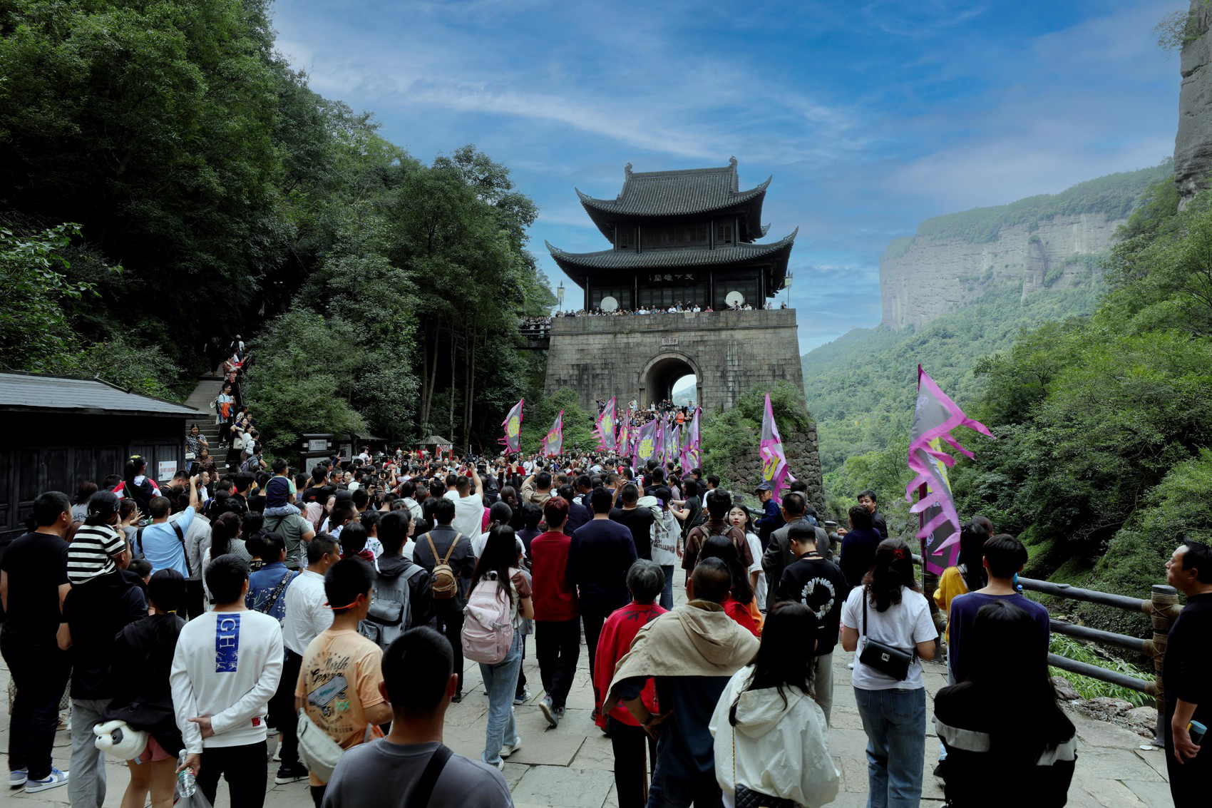 翠云廊景区剑门关图片