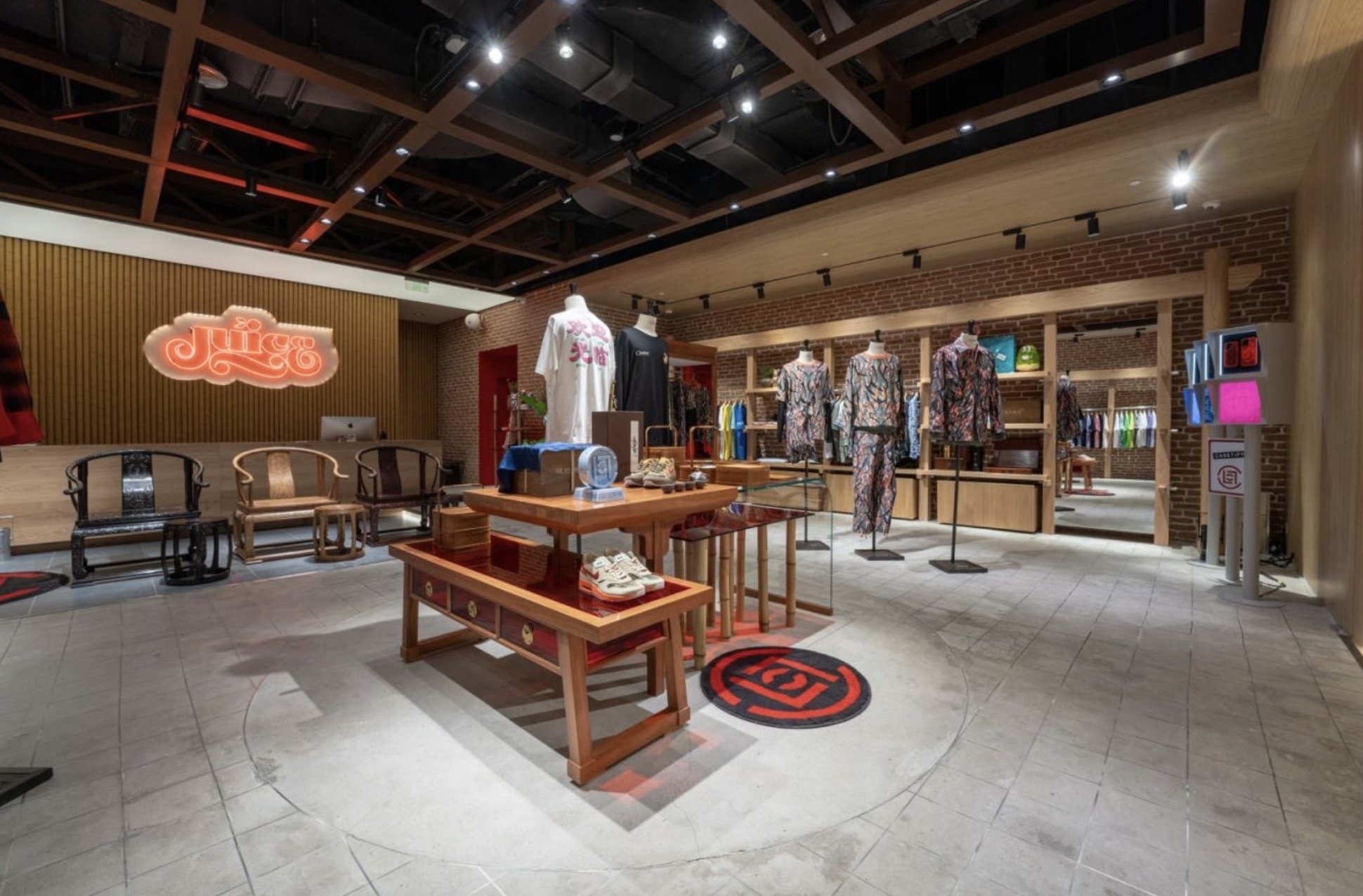 潮牌"juice"登陆成都ifs