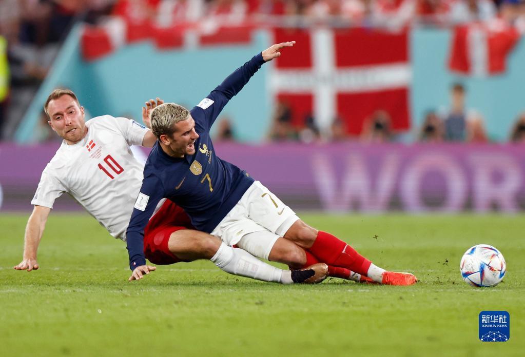 卡塔尔世界杯丨D组：法国2:1胜丹麦