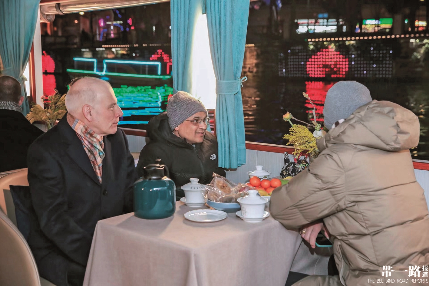 外交官们在四川的美好时光（中英文）