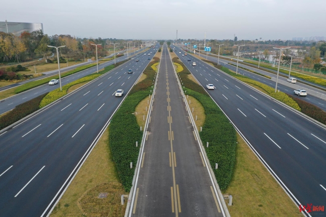 大运惠民！成都13个大运会交通项目建成通车，市民出行更加便捷：雷火电竞官方网站(图1)