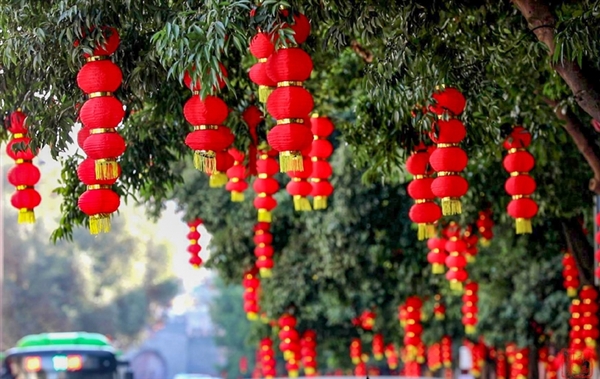 视频拜年：恭祝凉山人民新春快乐