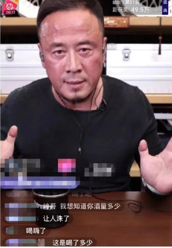 黄圣依迟到半小时、杨坤满脸通红……明星直播带货有多少不能说的秘密？