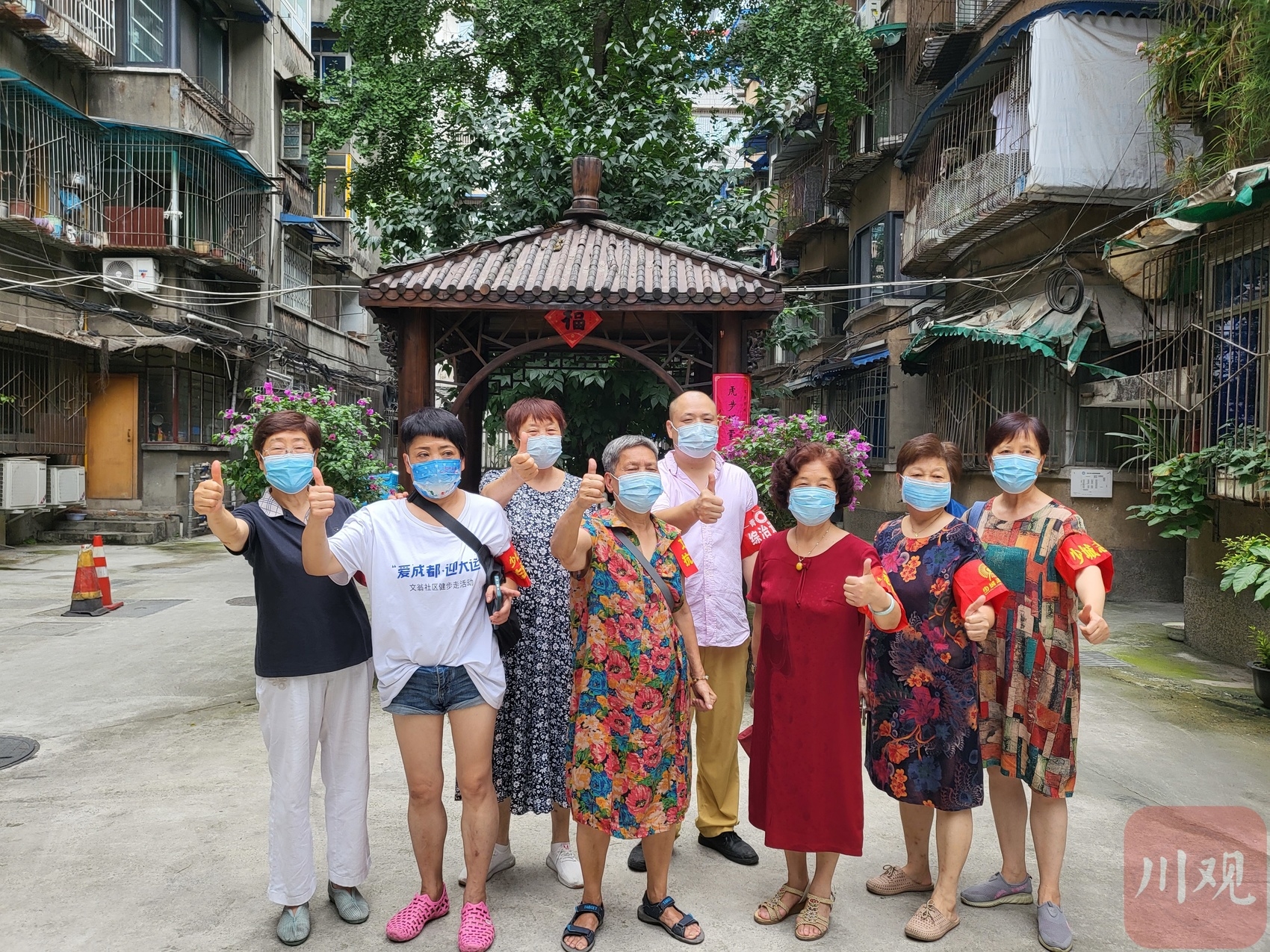 平均年龄超70岁 这个社区有一支劝不走的防疫服务队
