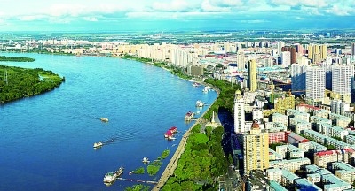 东北边陲：旅游兴市 产业富民