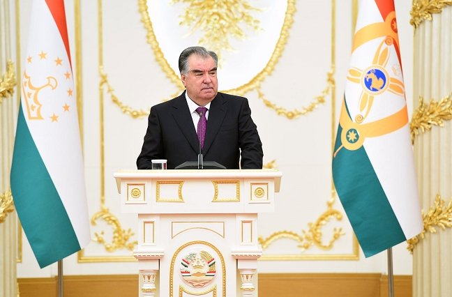 塔吉克斯坦总统:塔方呼吁阿富汗尽快成立具有包容性的新政府