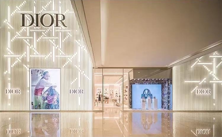dior成都ifs精品店重装揭幕