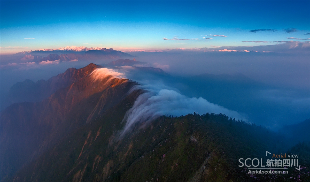 瞰千佛山日出云海绝美景色堪比牛背山 四川在线