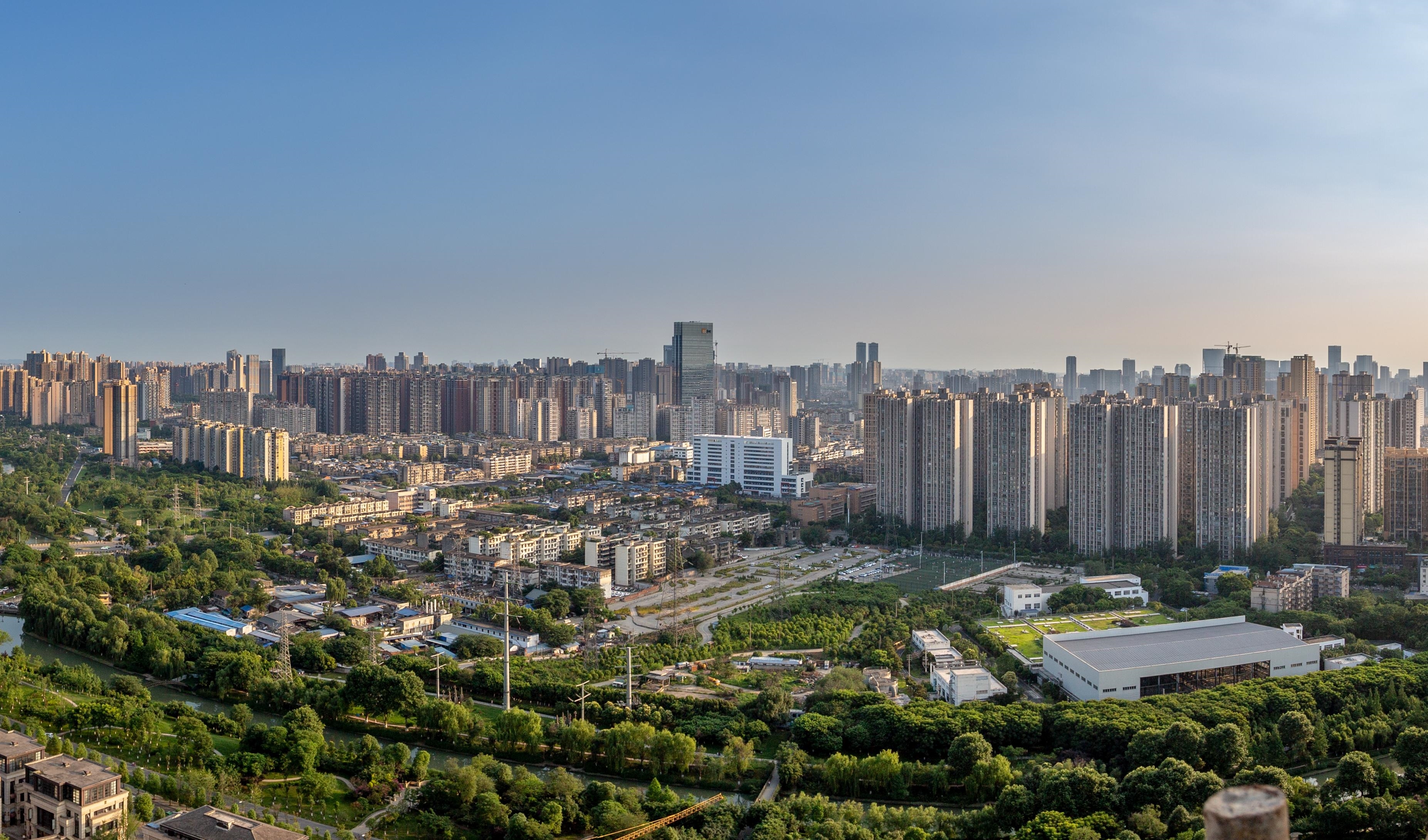 在城市烟火气里，探寻诗意美好的生活