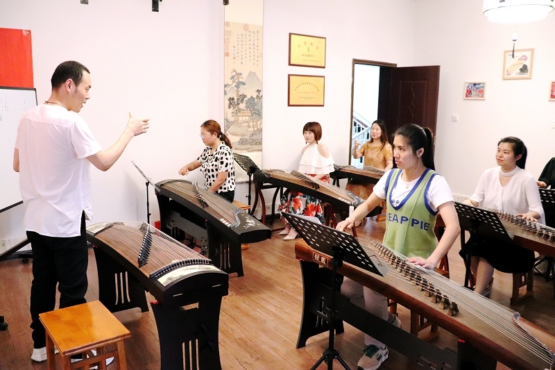 古筝培训 (2).jpg