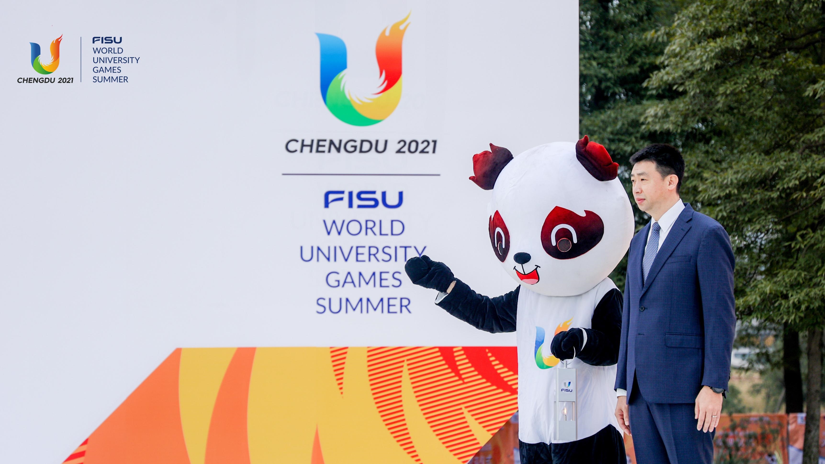 Mascote Dos Jogos Universitários Do Mundo Fisu De Chengdu 2021 Foto de  Stock Editorial - Imagem de outdoor, jogo: 275444453