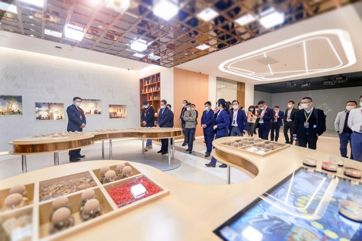 打造世界级“智慧生态”建筑群“大健康航母”落户广州白云——广州无限极广场落成典礼在广州市白云区举行