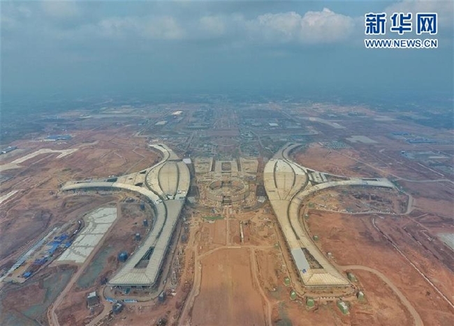 经济总量怎么形容_世界经济总量图片(2)