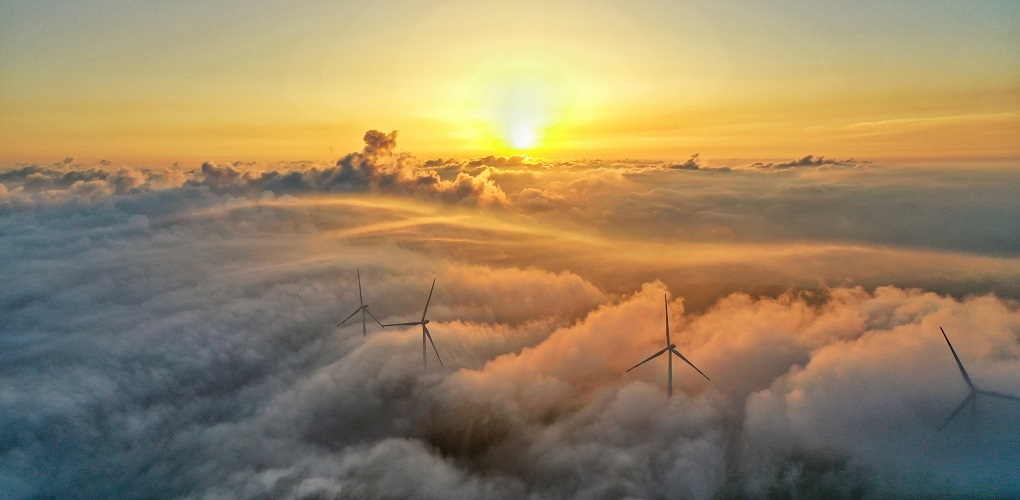 泸州古蔺︱瞰云端上的风电场，日出+云海美到极致