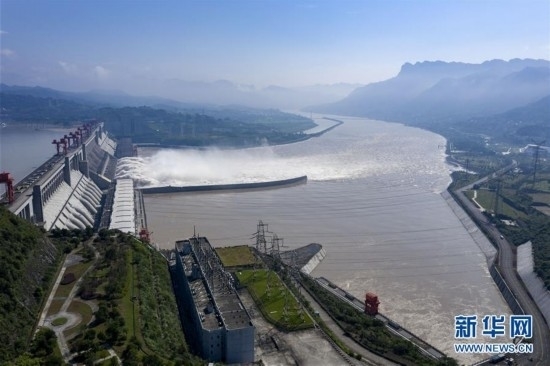 （防汛抗洪）（1）长江中上游水库群拦洪超300亿立方米