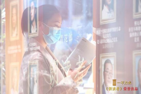 图片包含 物体, 建筑, 窗户, 桌子  描述已自动生成