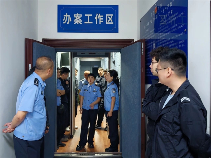 防风险 保安全——成铁检察分院应急法警支队积极开展实操演练
