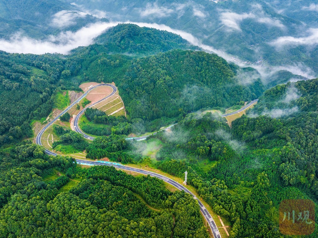 四川龙门山风景区介绍图片