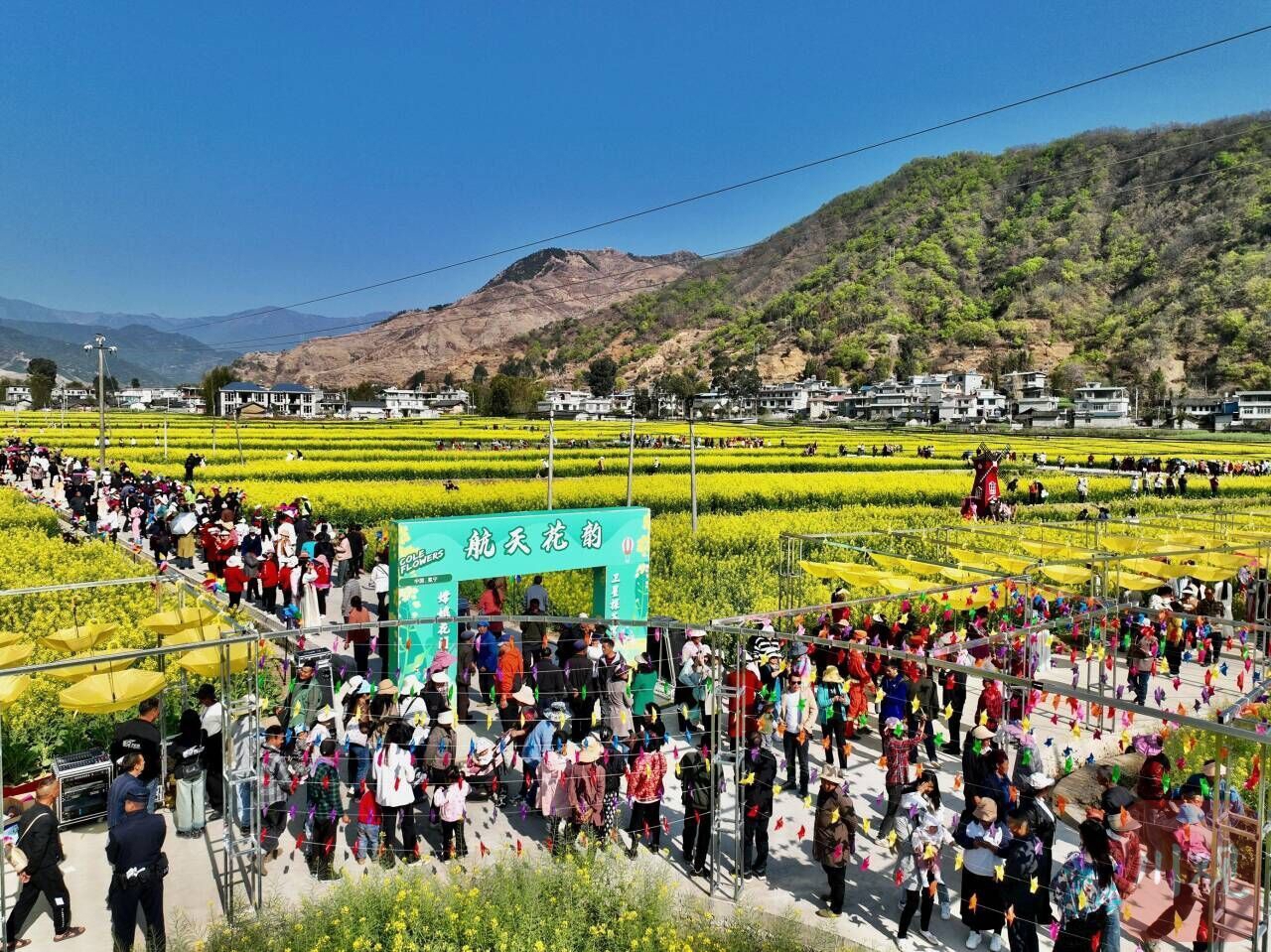 美图集冕宁嫦娥花间游61卫星探苍穹开启首届航天花韵文化旅游活动