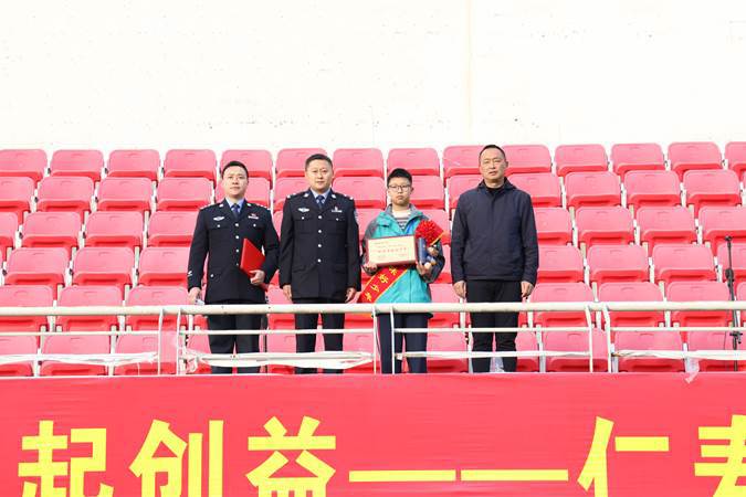 图示, 示意图

中度可信度描述已自动生成:ver1