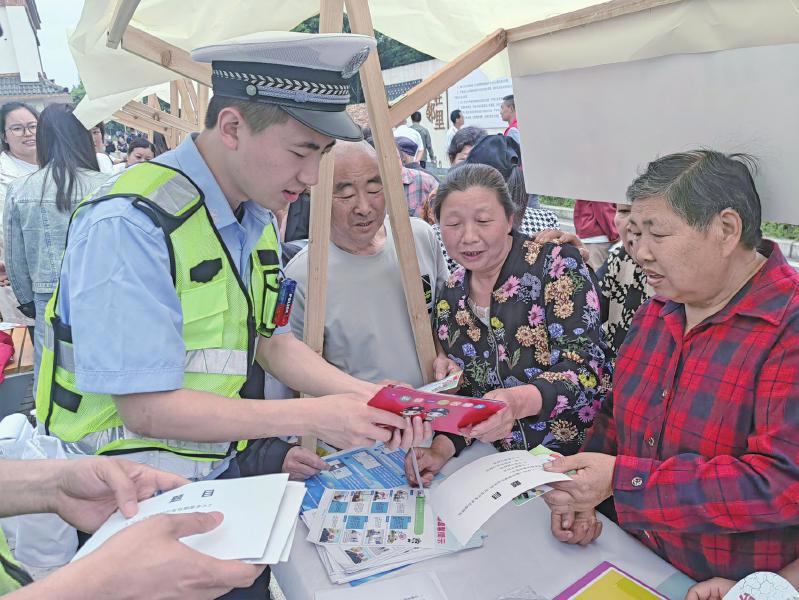“案例警示+场景教学” 护航春耕守护平安