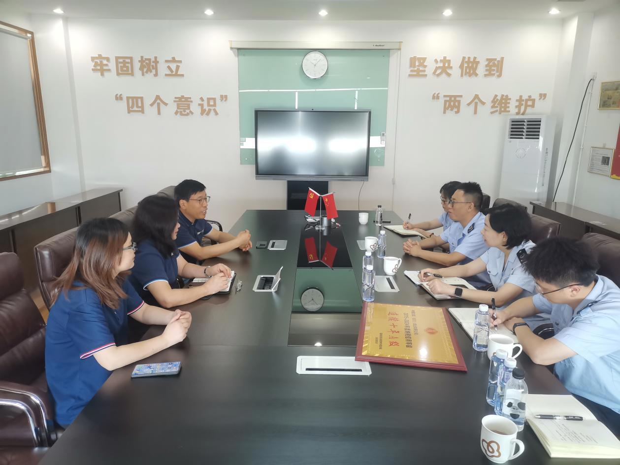 彭州税务同中顺洁柔(四川)纸业有限公司开展座谈交流
