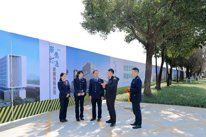 成都崇州税务税宣团队深入中发天信轻型航空发动机科研生产制造基地建设项目现场调研并讲解有关税费优惠政策