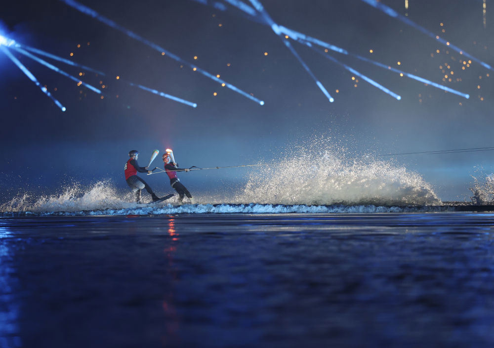 水火相映，点亮长空！第12届世运会主火炬点燃_四川在线