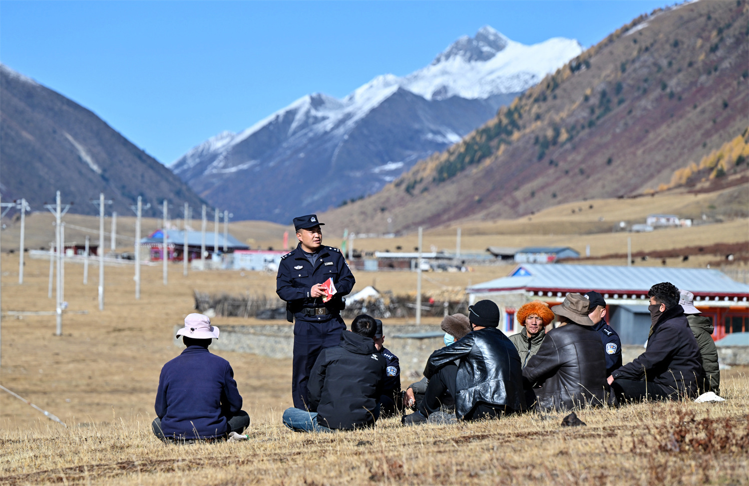 &ldquo;牧区警务&rdquo;守护牧民平安过冬