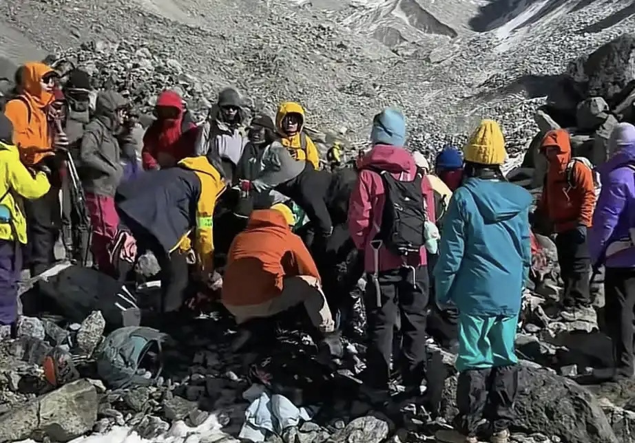 徒步田海子山 23岁研究生发生高反去世