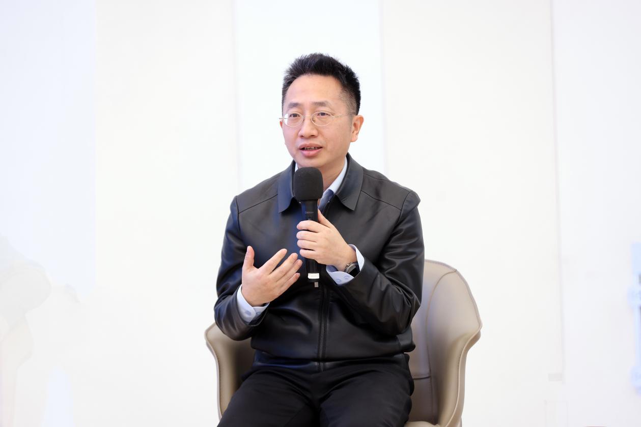 王斌