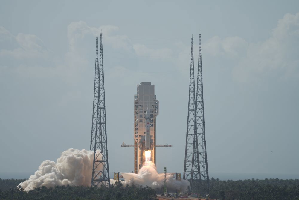 向载人登月再迈近！长征十号与梦舟飞船首次飞行试验任务成功