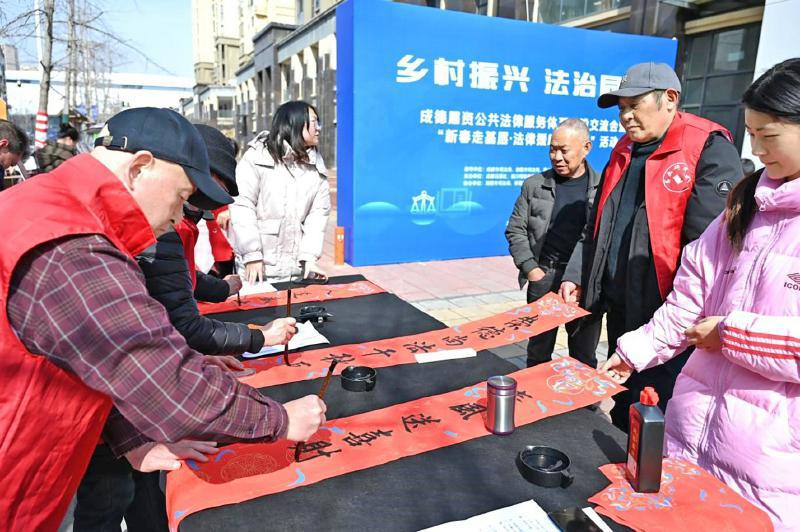 新春走基层丨&ldquo;别急老乡，这事有法解&rdquo;