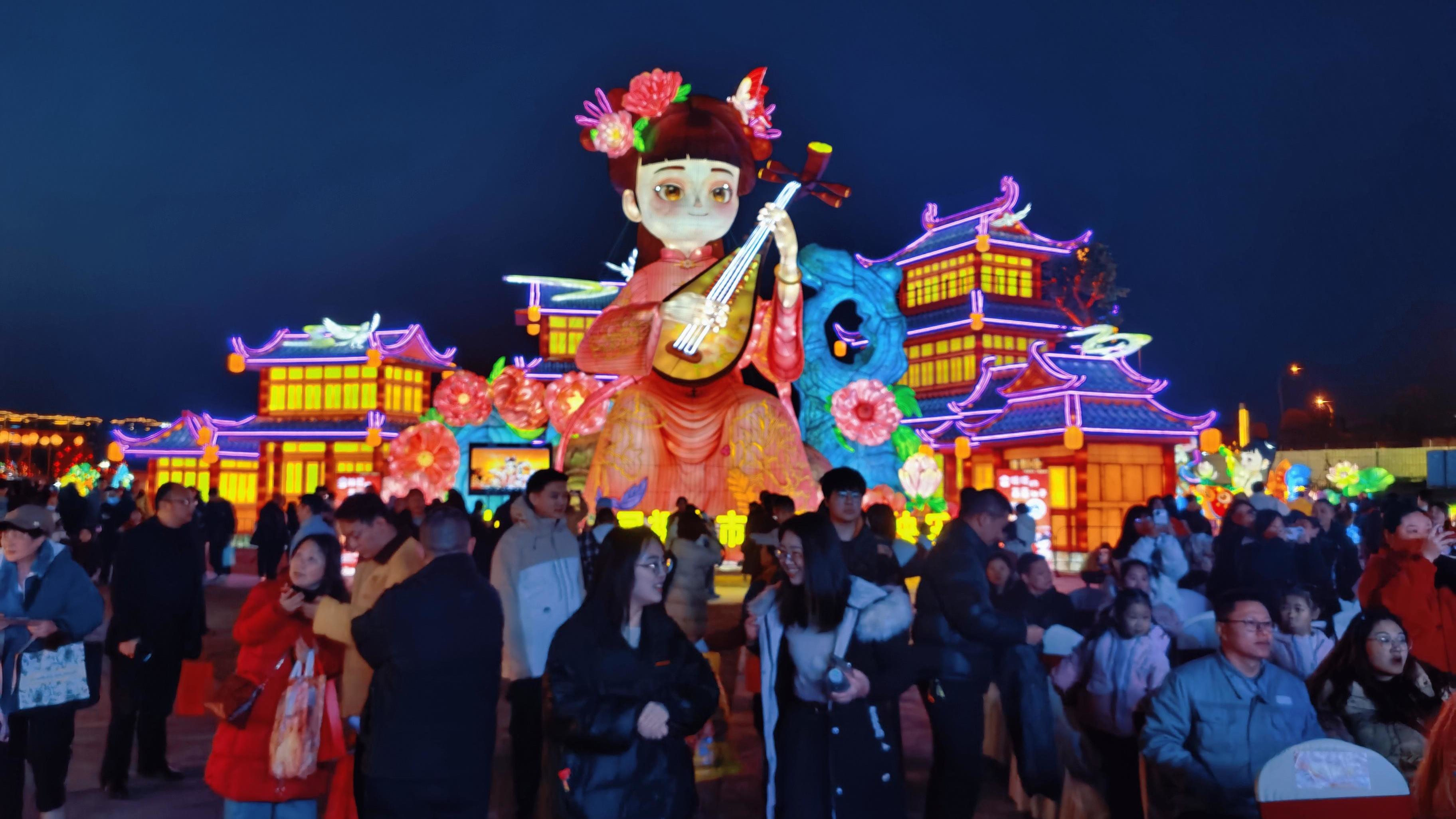 春节假期第七日，都市休闲与周边游热度不减