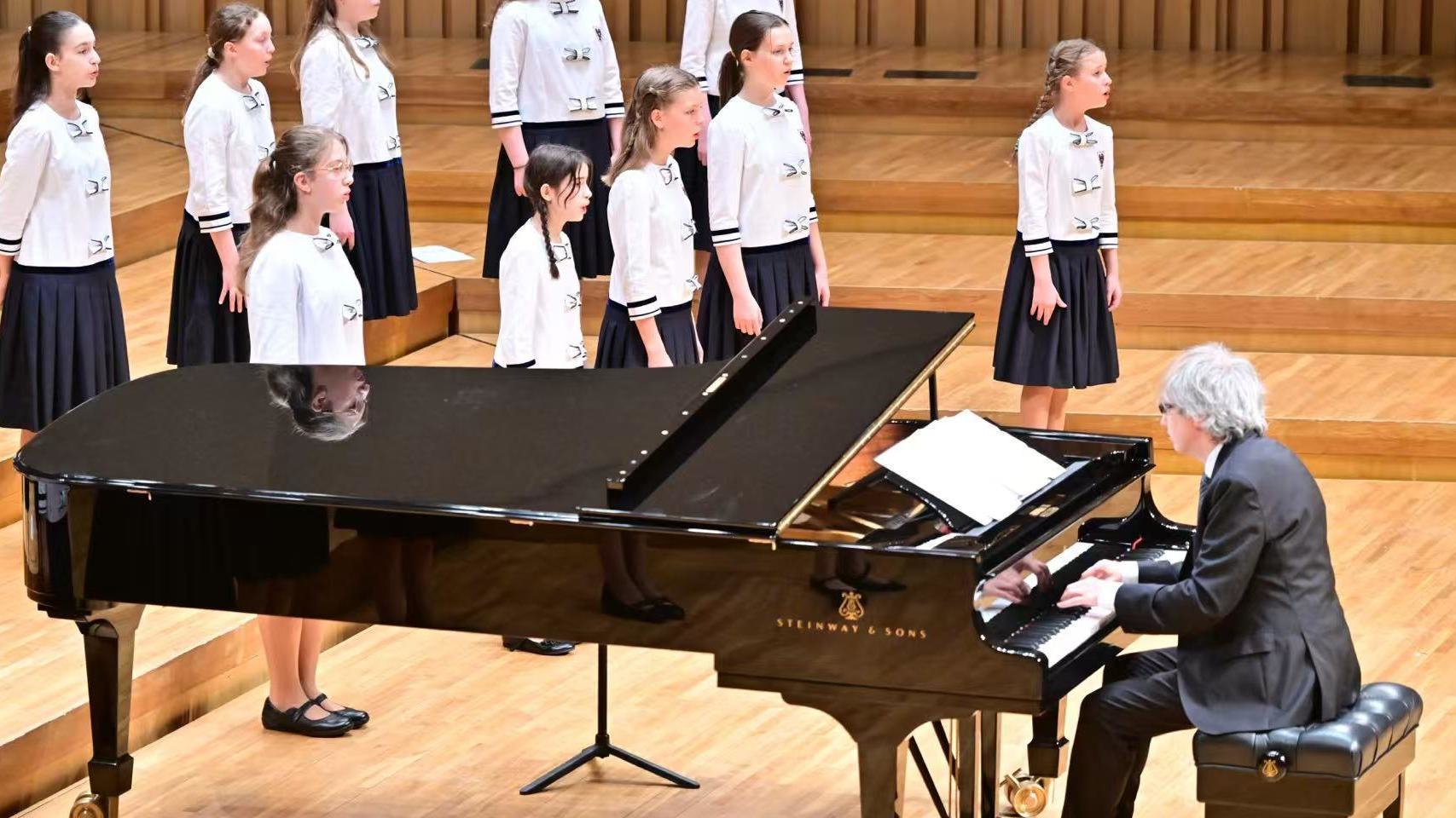 首站唱响成都！维也纳女童合唱团首次来华巡演丨C视频