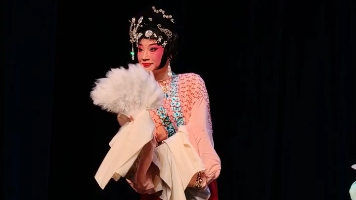 端午节省川剧院献演&ldquo;看家戏&rdquo;《白蛇传》 首次开启1元直播丨C视频